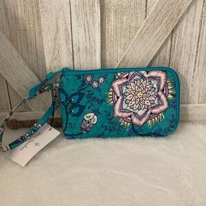 Vera Bradley RFID Slim Wristlet Peacock Garden